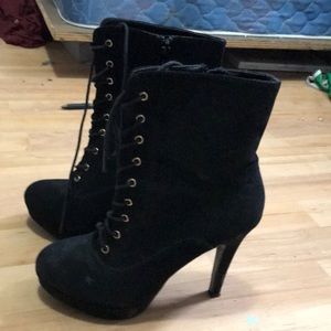 8,5 talons haut i used one Time 10$$$$